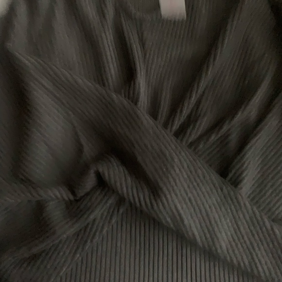 Black ribbed pants set - Picture 3 of 3